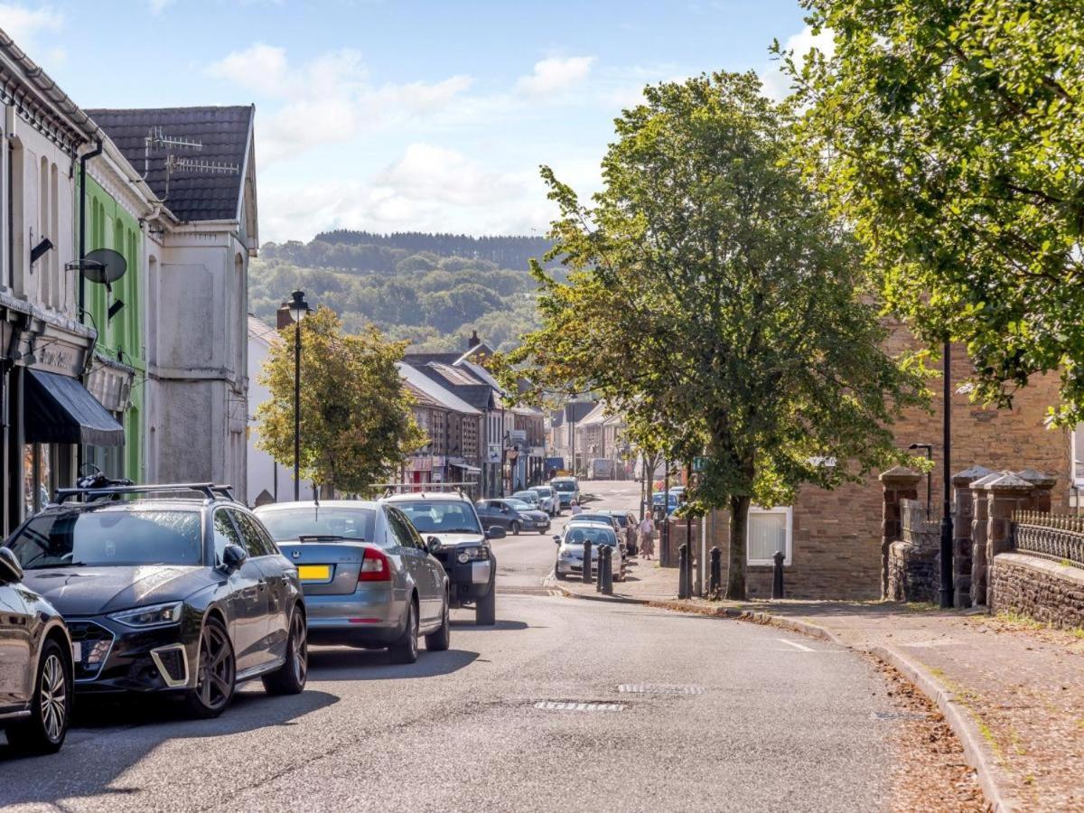 Waters Edge Apartment Ystradgynlais المظهر الخارجي الصورة