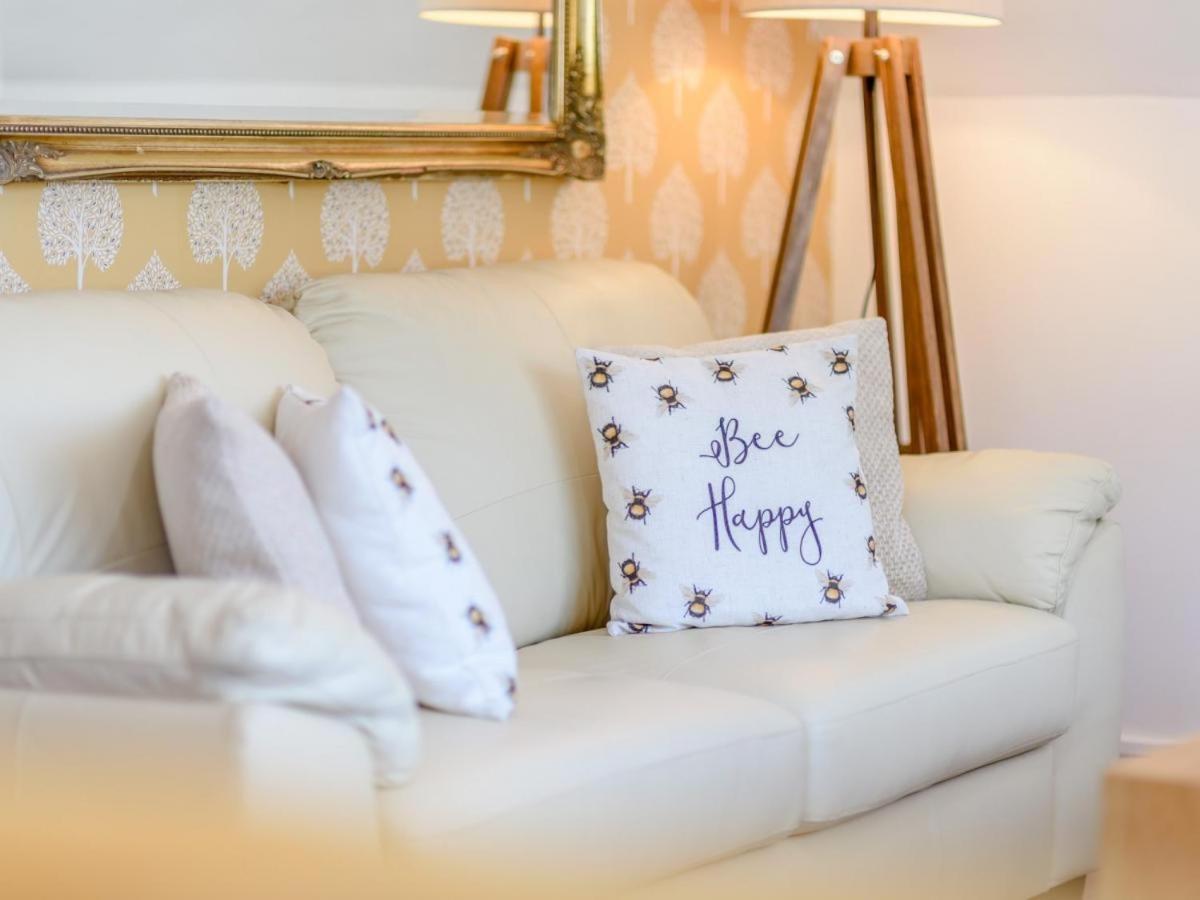 Waters Edge Apartment Ystradgynlais المظهر الخارجي الصورة